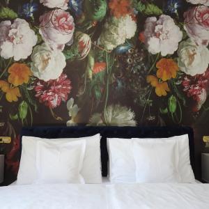 Junior Suite with Garden View