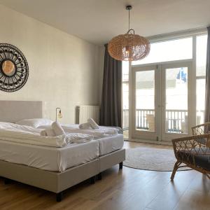 Junior Suite with Balcony