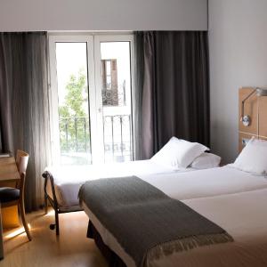 Twin Room with Extra Bed