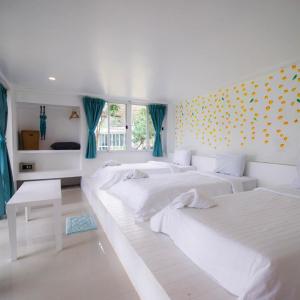 Deluxe Family Bungalow - Beach Front