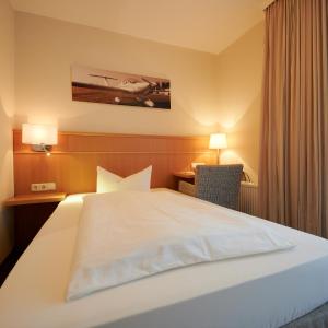 Standard Single Room (no air-condition)