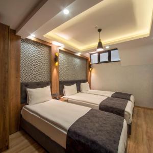 Economy Triple Room - Basement Floor