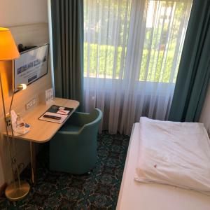 Classic Single Room