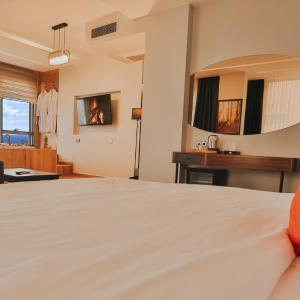 Akyazı Suite with Spa Bath
