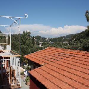 Double or Twin Room with Partial Sea View