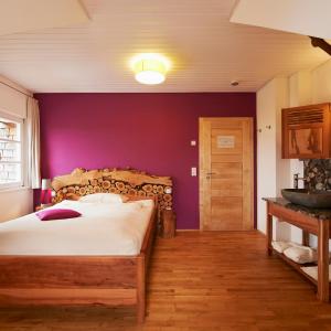 Double Room with Private External Bathroom