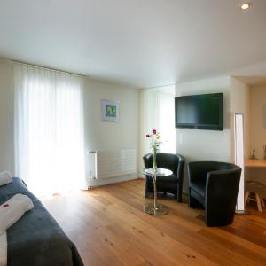 Junior Suite with Balcony and Mountain View