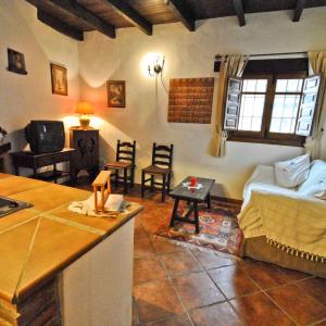One-Bedroom Apartment (2 Adults)