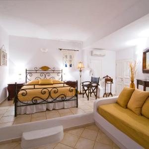 Deluxe Double Room with Pool View