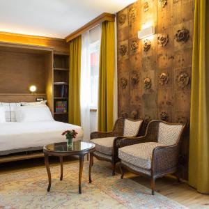 Suite with Balcony