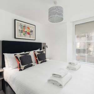 Two-Bedroom Apartment with City View