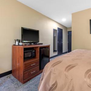 King Room - Accessible/Non-Smoking