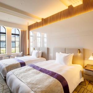 Premium Twin Room with Free Lounge Access
