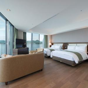 Deluxe Twin Room with Ocean View - Hotel