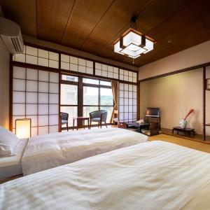 Japanese-Style Quadruple Room
