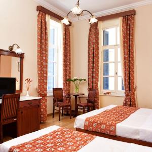 Superior Triple Room with Balcony