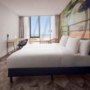 Seaview Twin Room
