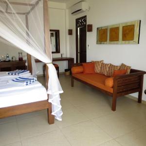 Deluxe Double Room with Extra Bed