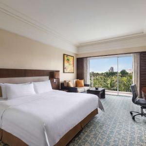 Seaside Staycation - Premier Double Room 