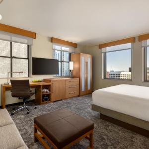 King Room with Sofa Bed - High Floor