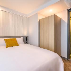 Suite with City View