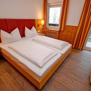 Economy Double or Twin Room