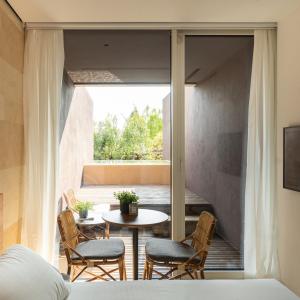 Double Room with Pool View