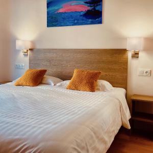 Double Room with Side Sea View