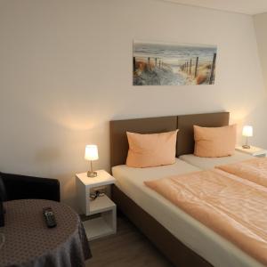 Double or Twin Room with Lake View