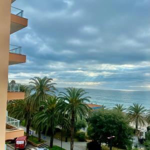 Double or Twin Room with Side Sea View