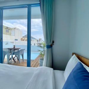 301 VIP Double Room with Bath and Balcony