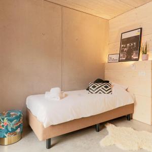 Standard Single Room with Shower