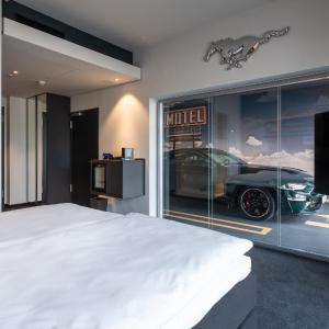 Car Suite