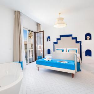 Deluxe Double Room with Bath - Annex