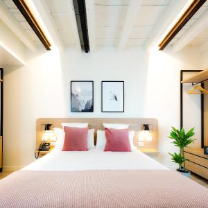 Two Connecting Double Rooms