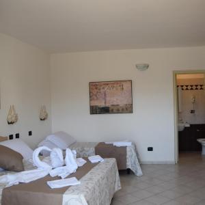 Economy Triple Room