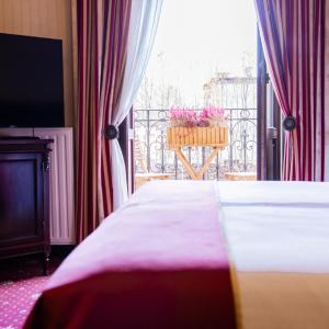 Superior Double Room with Balcony