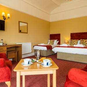 Club Family Room