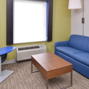 Two-Bedroom Suite