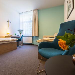 Twin Room with Bathroom