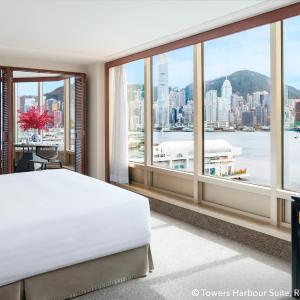 Towers Harbor Suite