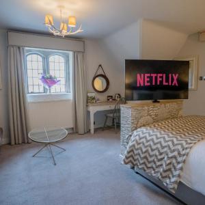 Manor King Room