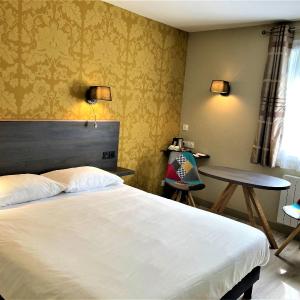 Superior Double Room with Bath