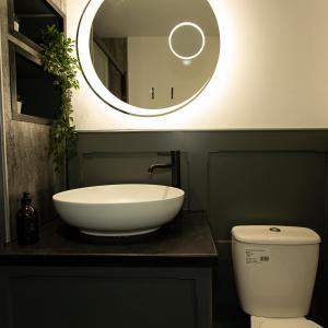 Twin Room with Shower