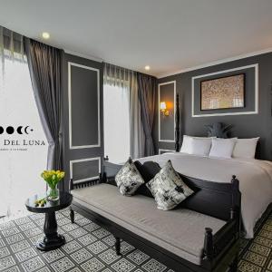 Panoramic Junior Suite with Balcony and Sea View