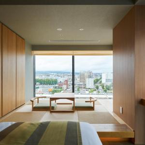 Deluxe Corner Twin Room with Tatami area for 3 People
