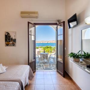 Twin or Double Room with Sea View - Ground Floor