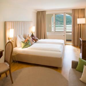 Superior Double Room with Lake View