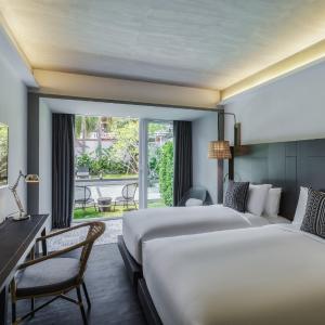 Twin Room with Pool View