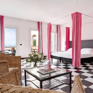 Double Room with Balcony and Sea View